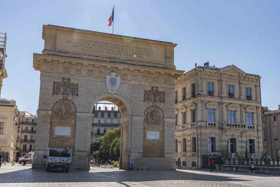 Francia - Montpellier 045 - Arco del Triunfo.jpg